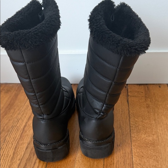Cozy Black Quilted faux fur Women's Boots 8W - Picture 5 of 10
